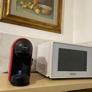  Apartament Emi House Re Di , Intero - 80 Mq