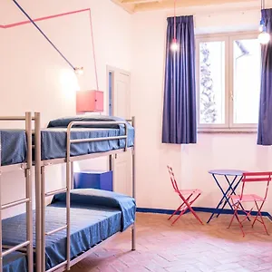 Hostel Orsa Maggiore For Women Only