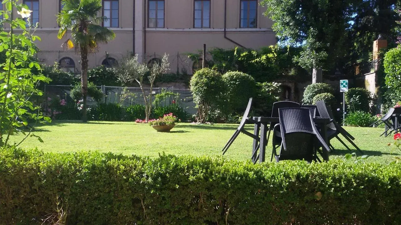 Villa Riari Rome 5*,