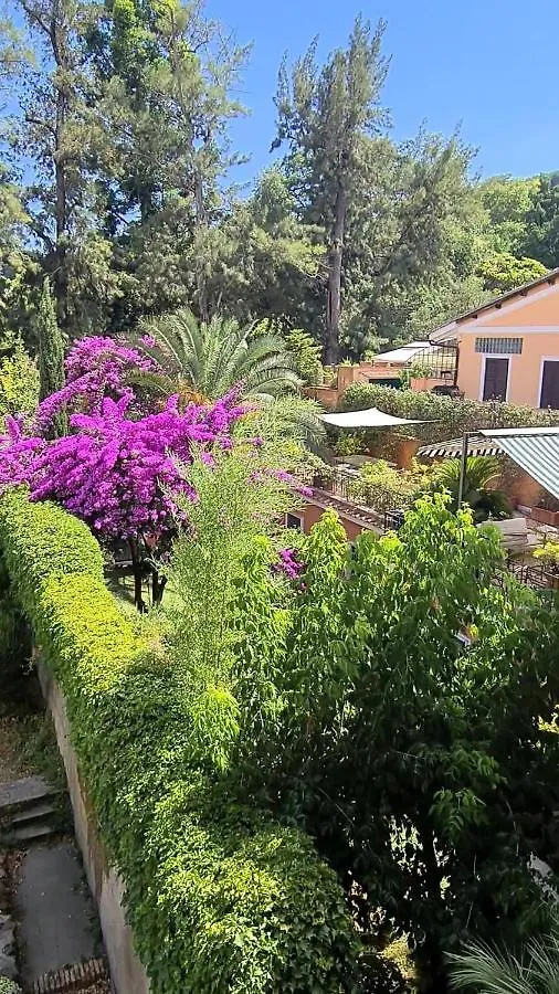 Villa Riari Rome Bed & Breakfast