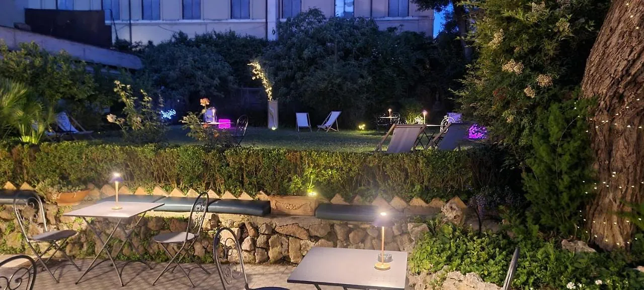 Villa Riari Rome 5*,