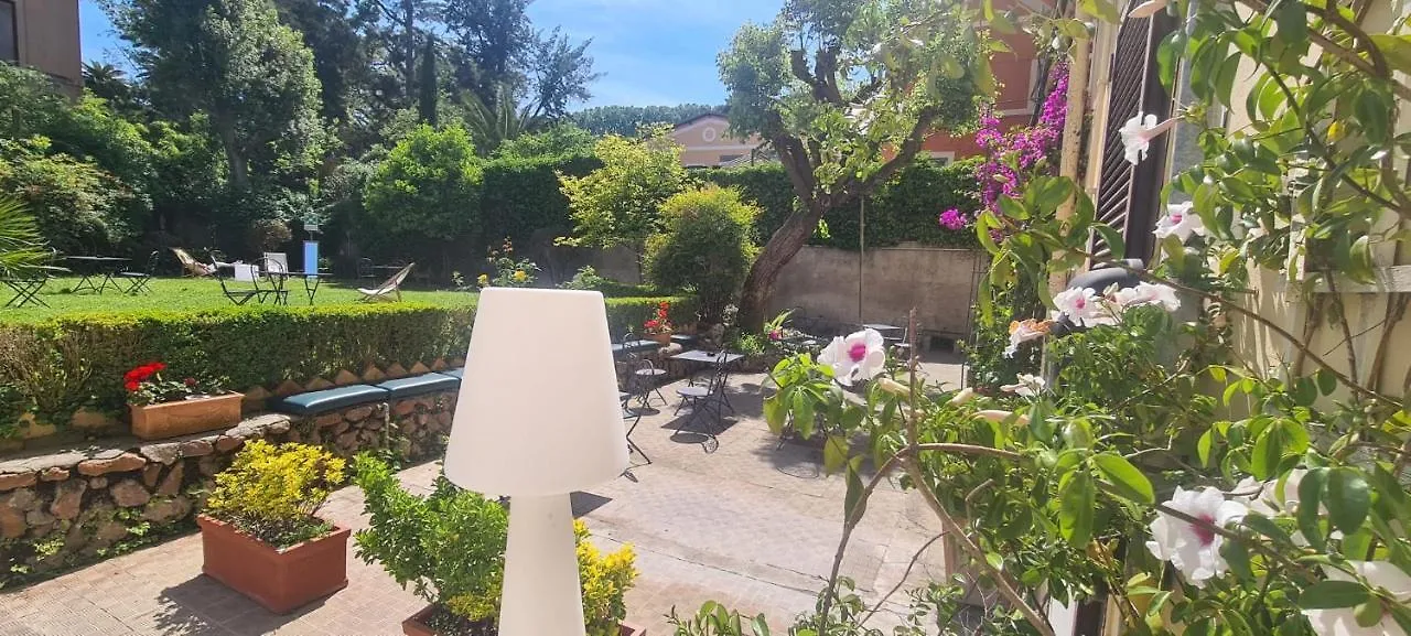 Bed & Breakfast Villa Riari Garden Rom